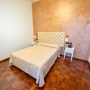 Camera con letto queen size
